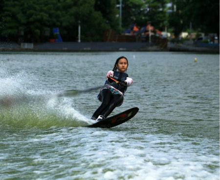 waterski